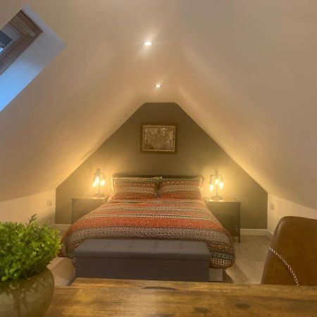 Villa Fantastic Location, Annexe With Hot Tub à Warmingham Extérieur photo